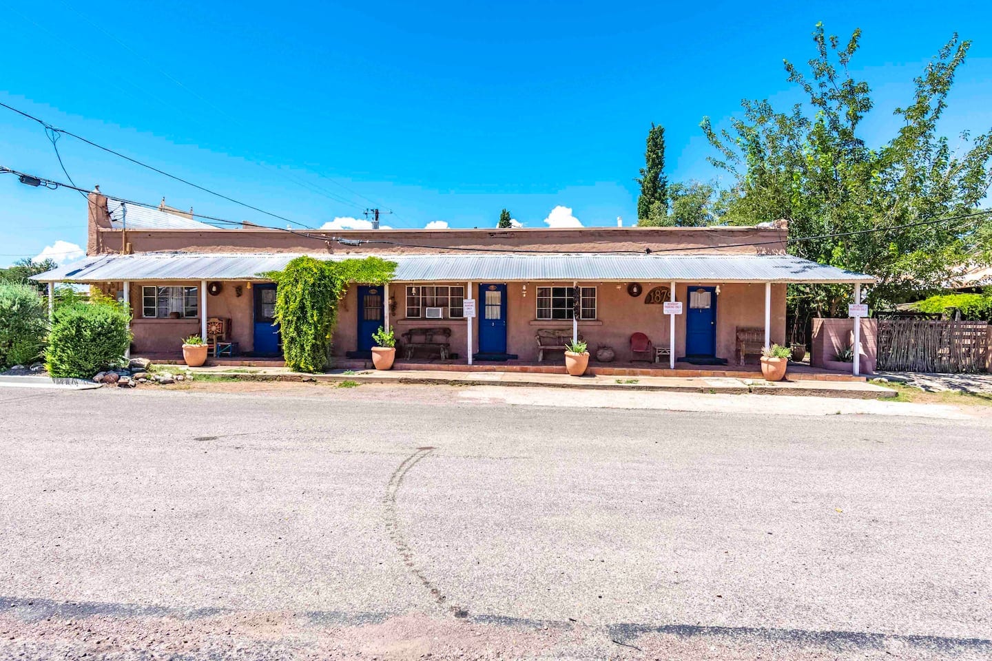 Wyatt Earp Suite — photo 10